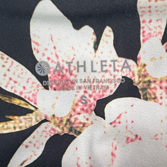 Athleta Magnolia Salutation Stash Pocket Leggings Size Small Floral/Black 305922 - Picture 7 of 13